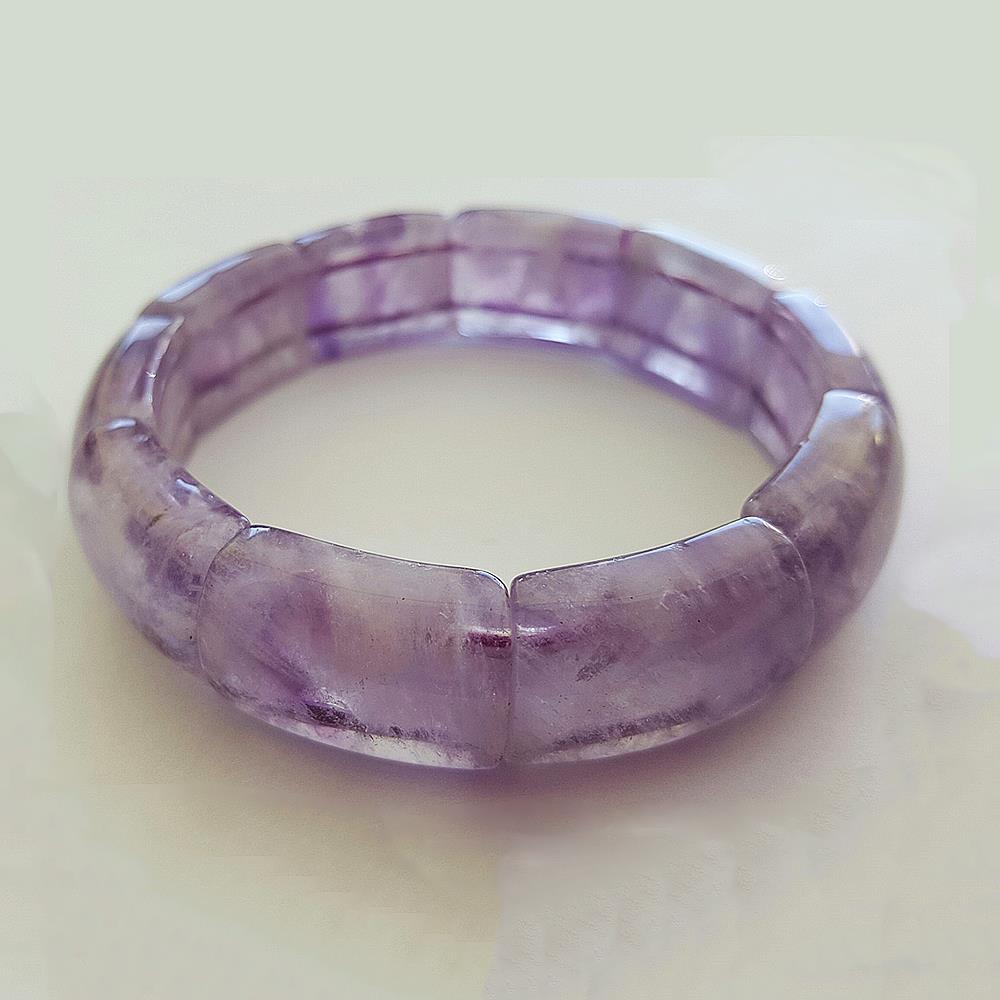 Wunderschönes Edelstein Armband aus Amethyst Violett Ovalform flexibel