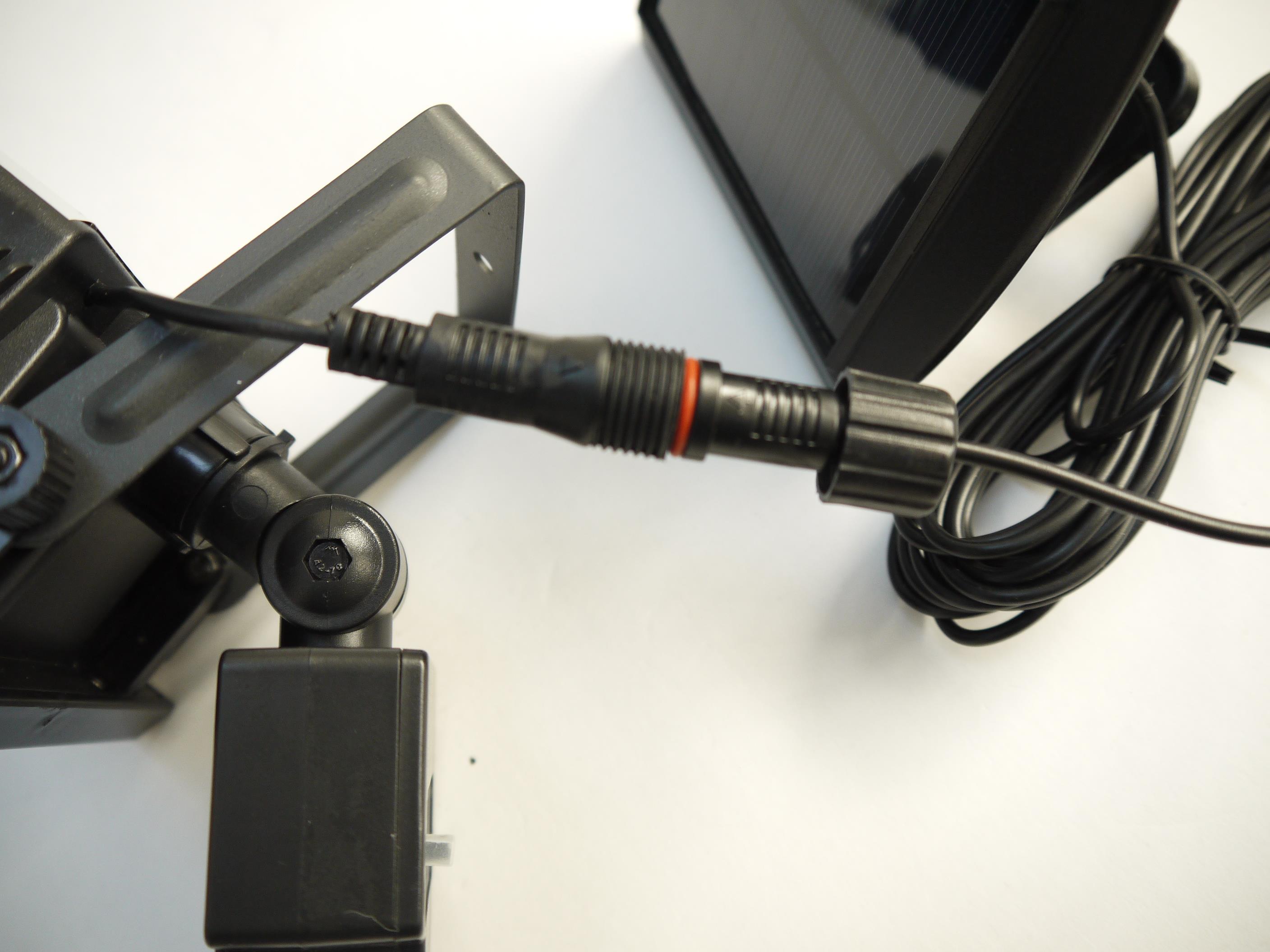 Solar Wandstrahler Ulf  mit 99 LEDs 