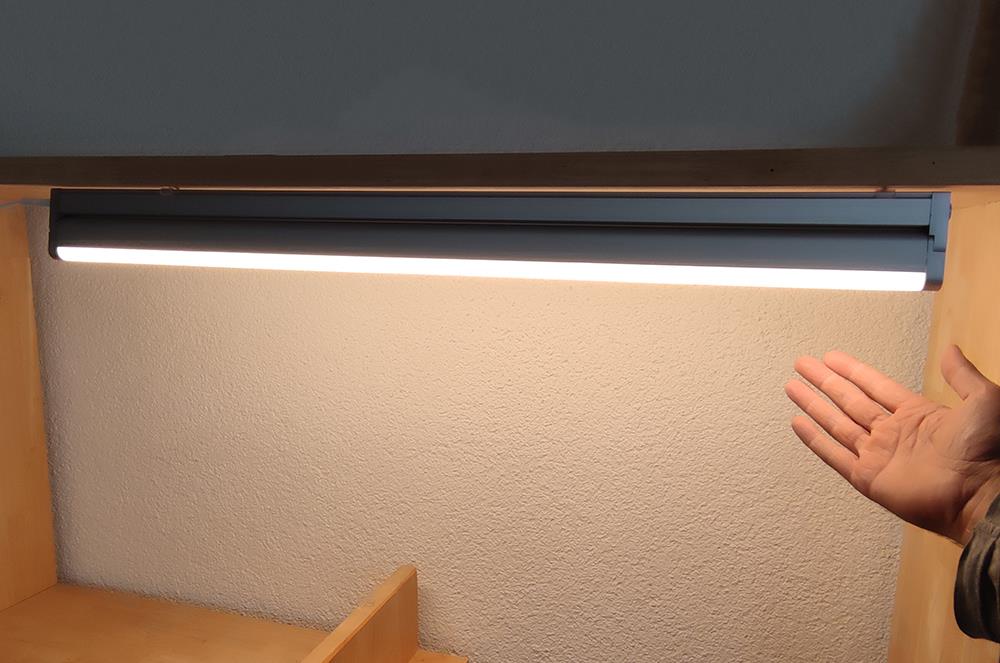 LED Küchenunterbauleuchte mit Sensor 18W
