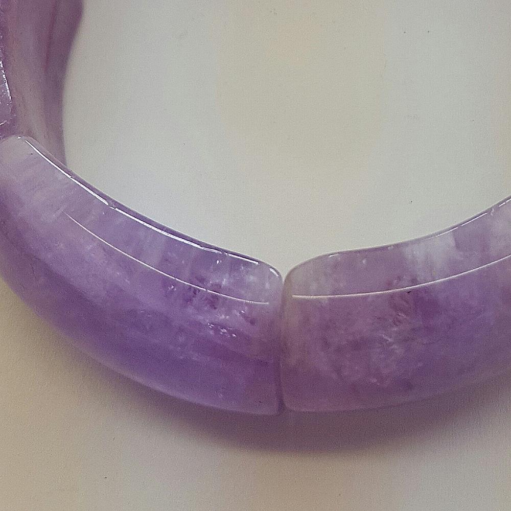 Wunderschönes Edelstein Armband aus Amethyst Violett Ovalform flexibel