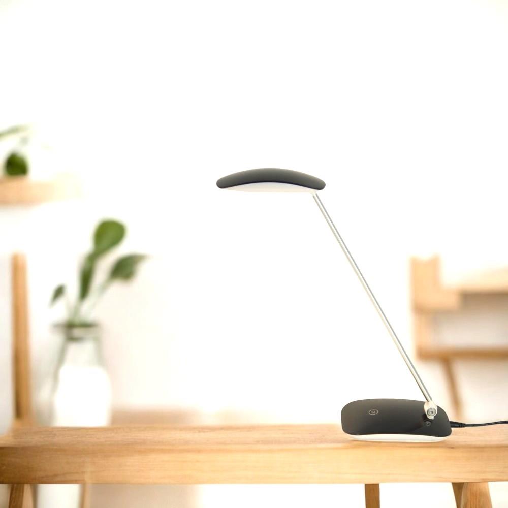 LED Tischleuchte Kian schwarz Touchschalter und USB Anschluss