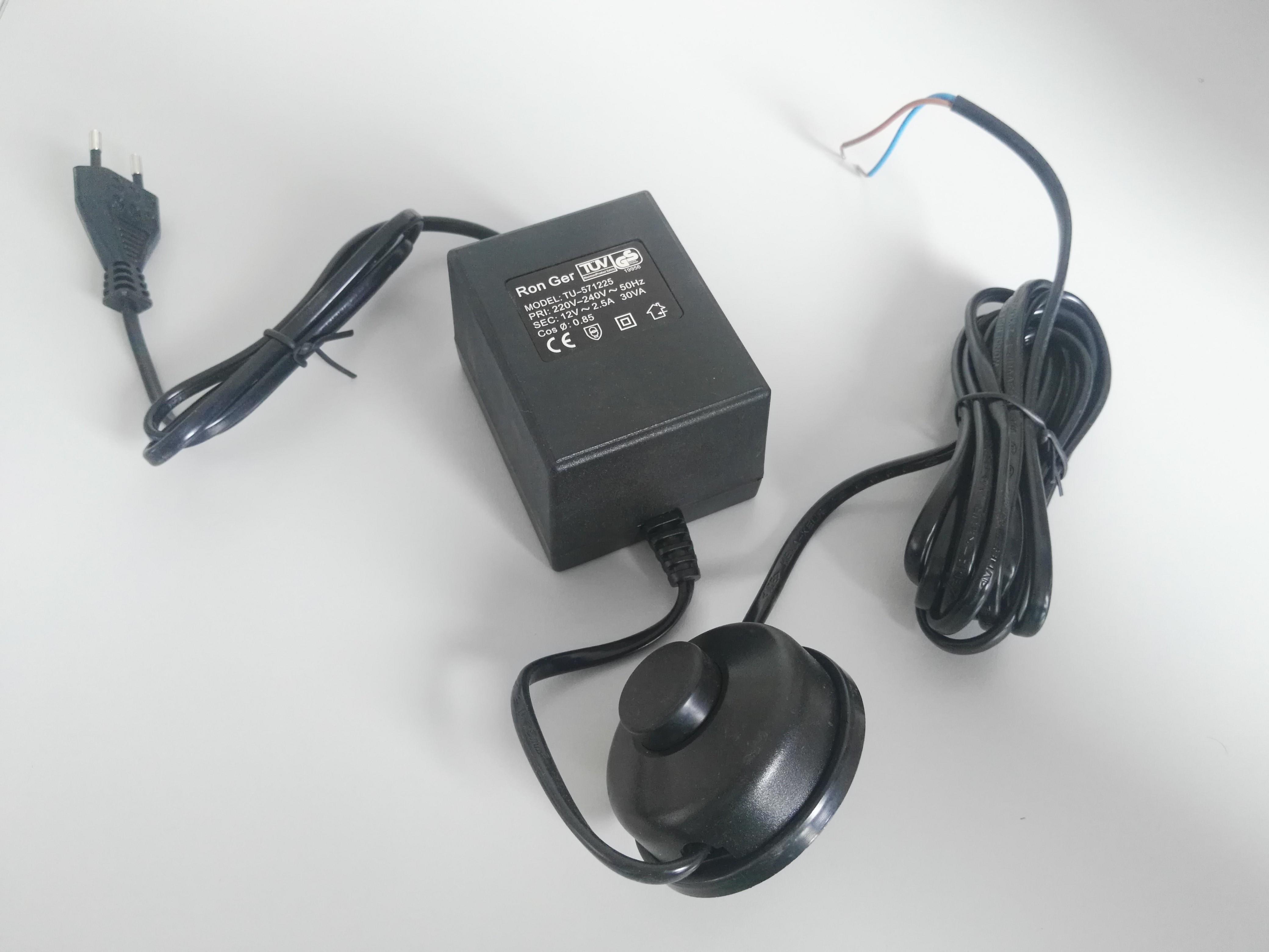 Kabeltrafo mit Fußschalter 12V