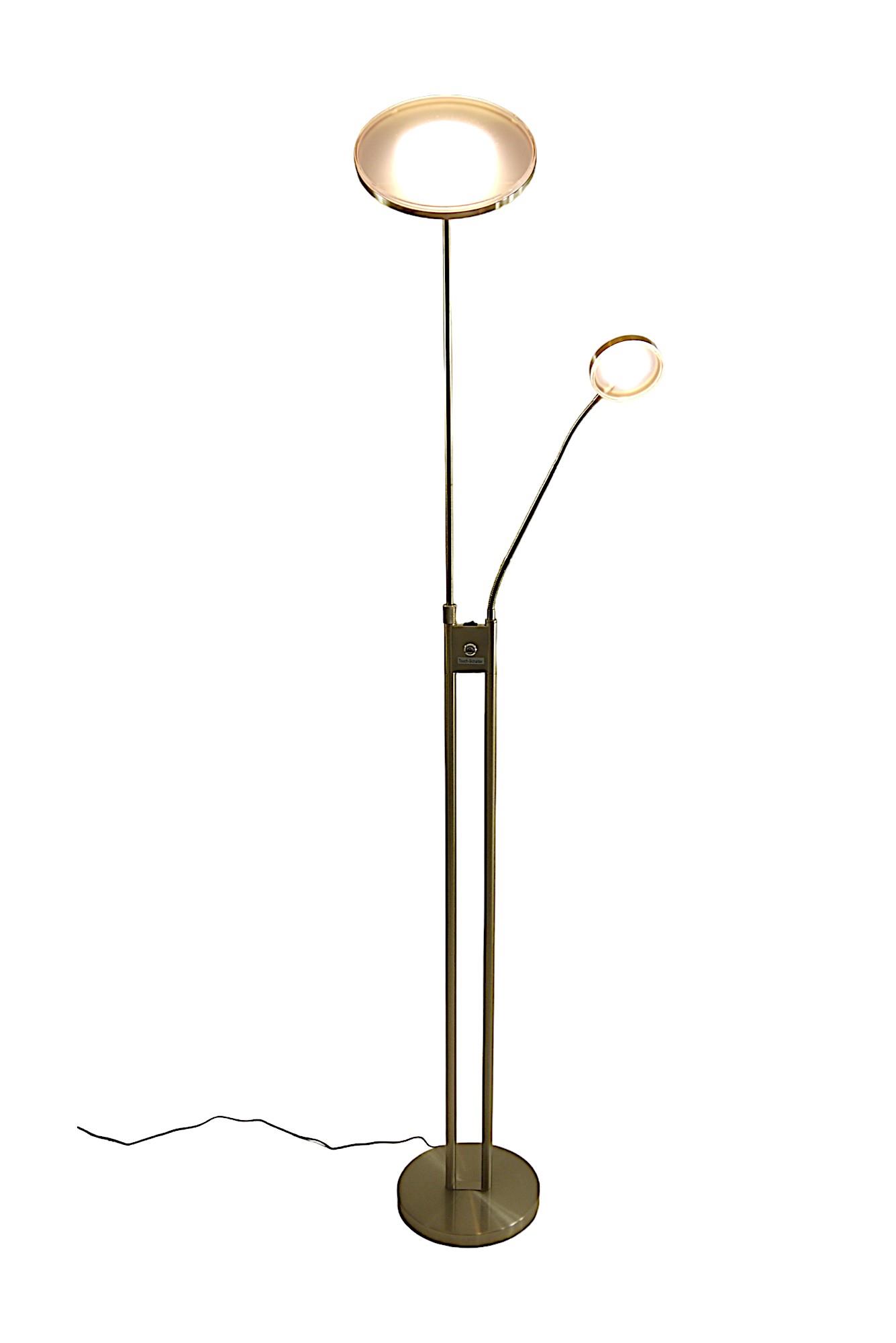 LED-Stehleuchte Livio Deckenfluter mit Lesearm und Dimmfunktion