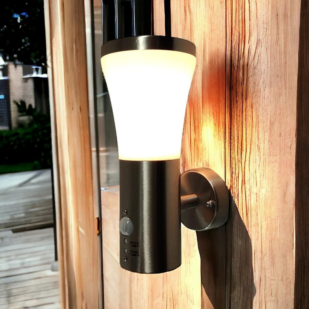 LED Außen-Wandleuchte Siegen mit Sensor
