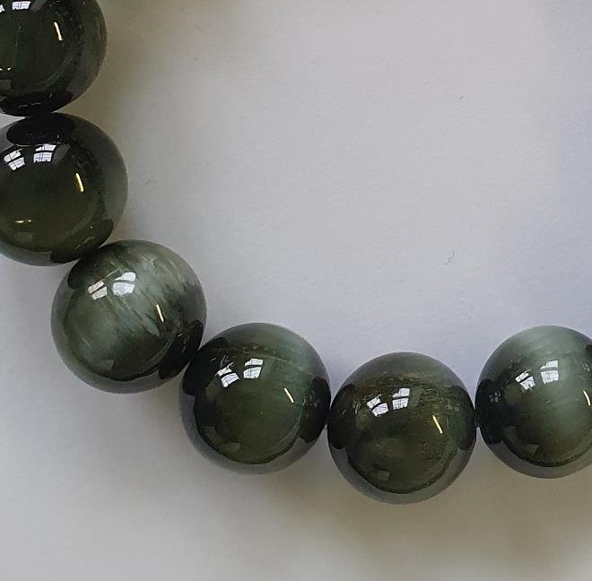 Armband aus Tigerauge grün Kugelarmband Naturstein Armreif