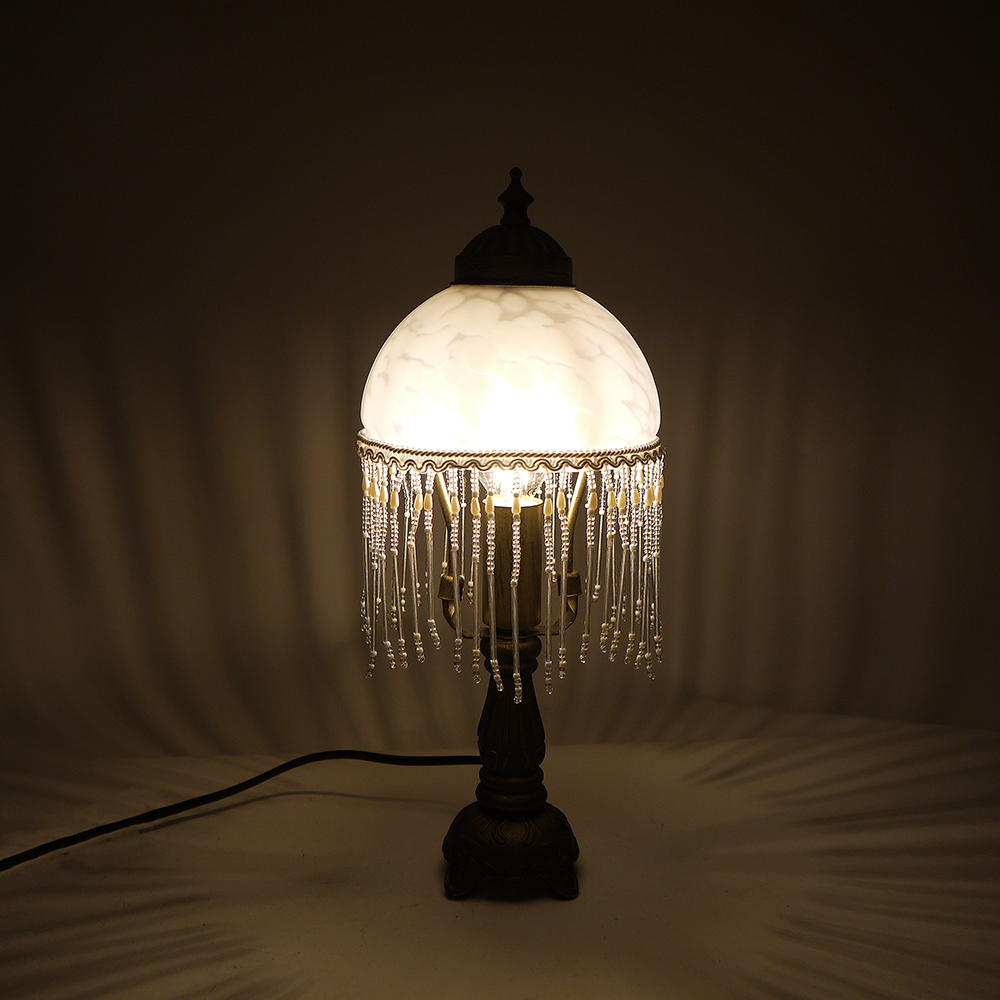LED Tischleuchte Landhausstil WEIDE messing-antik Glasschirm
