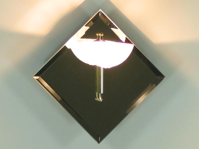 Spiegel-Wandleuchte Modell Quadrat Wandlampe
