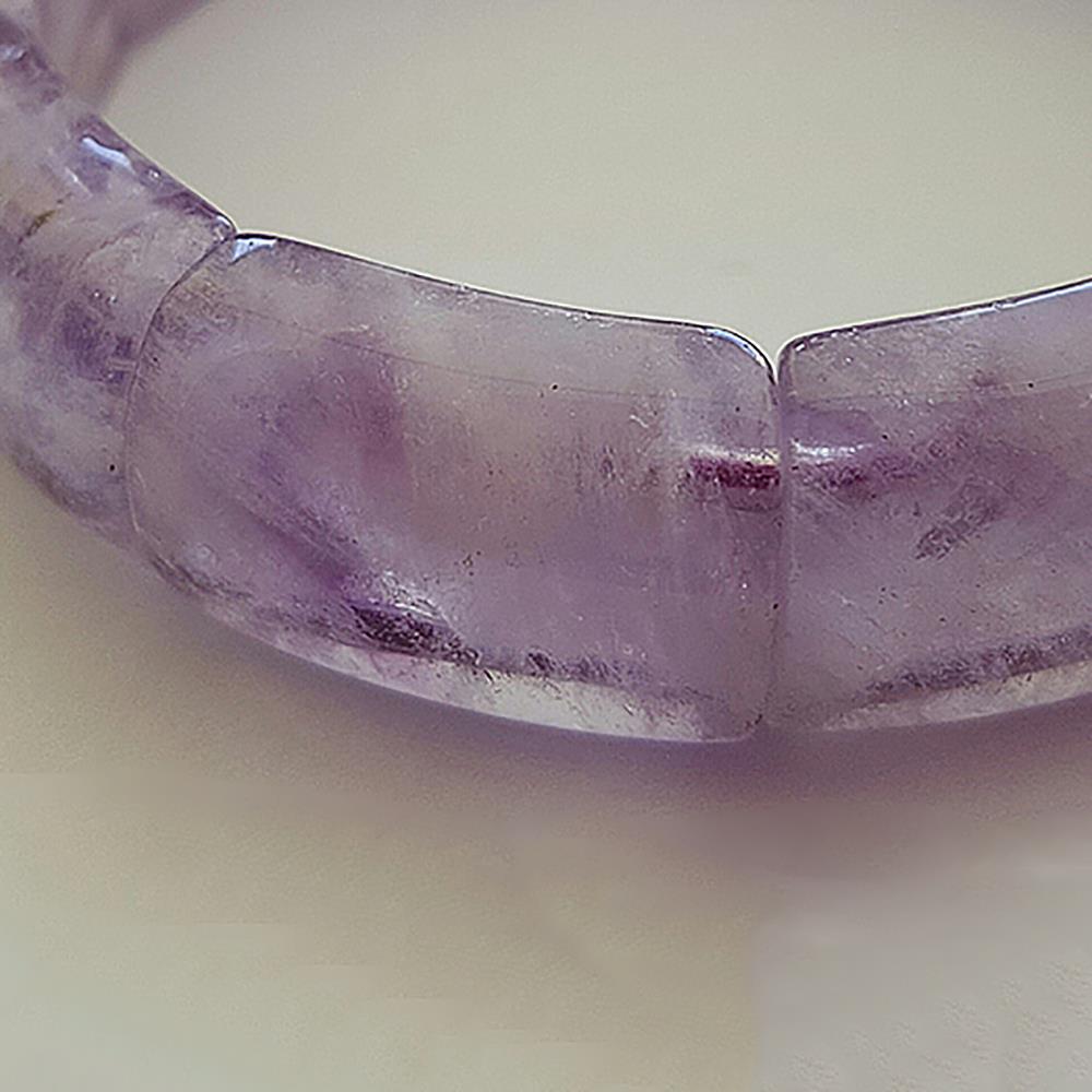 Wunderschönes Edelstein Armband aus Amethyst Violett Ovalform flexibel