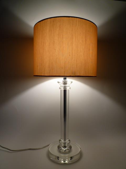 Tischleuchte DORA Kristallfuß und Seiden - Stoffschirm Kristallleuchte