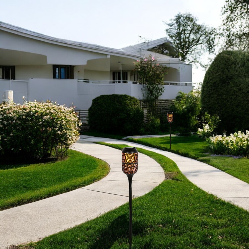 LED Solar-Wegeleuchte mit Flammeneffekt