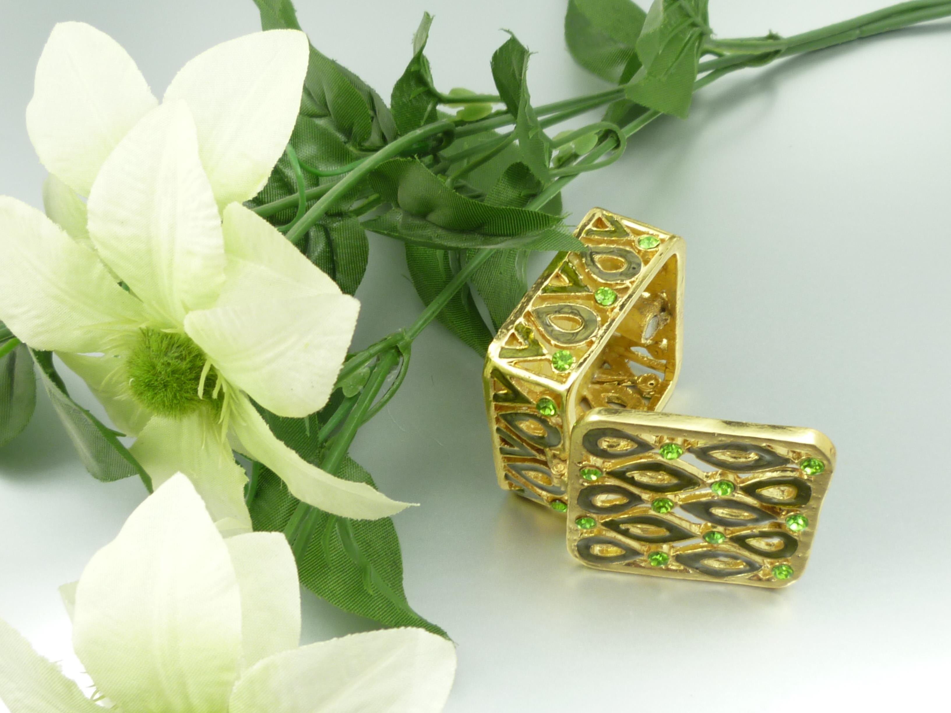 Schmuckdose Quadrat gold-grün Geschenkidee