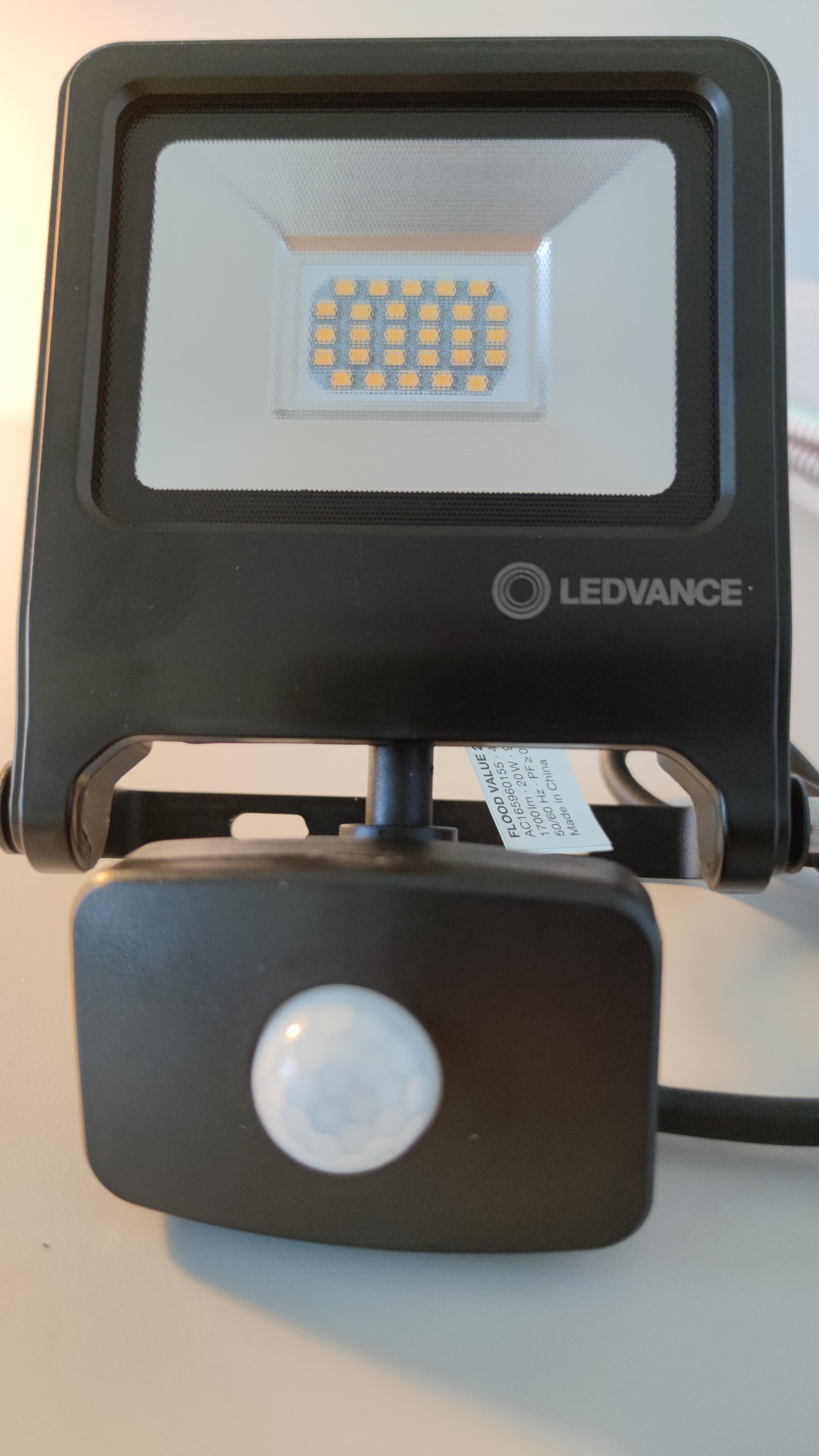 LED Fluter Außenwandleuchte mit Bewegungsmelder 20Watt 4000K