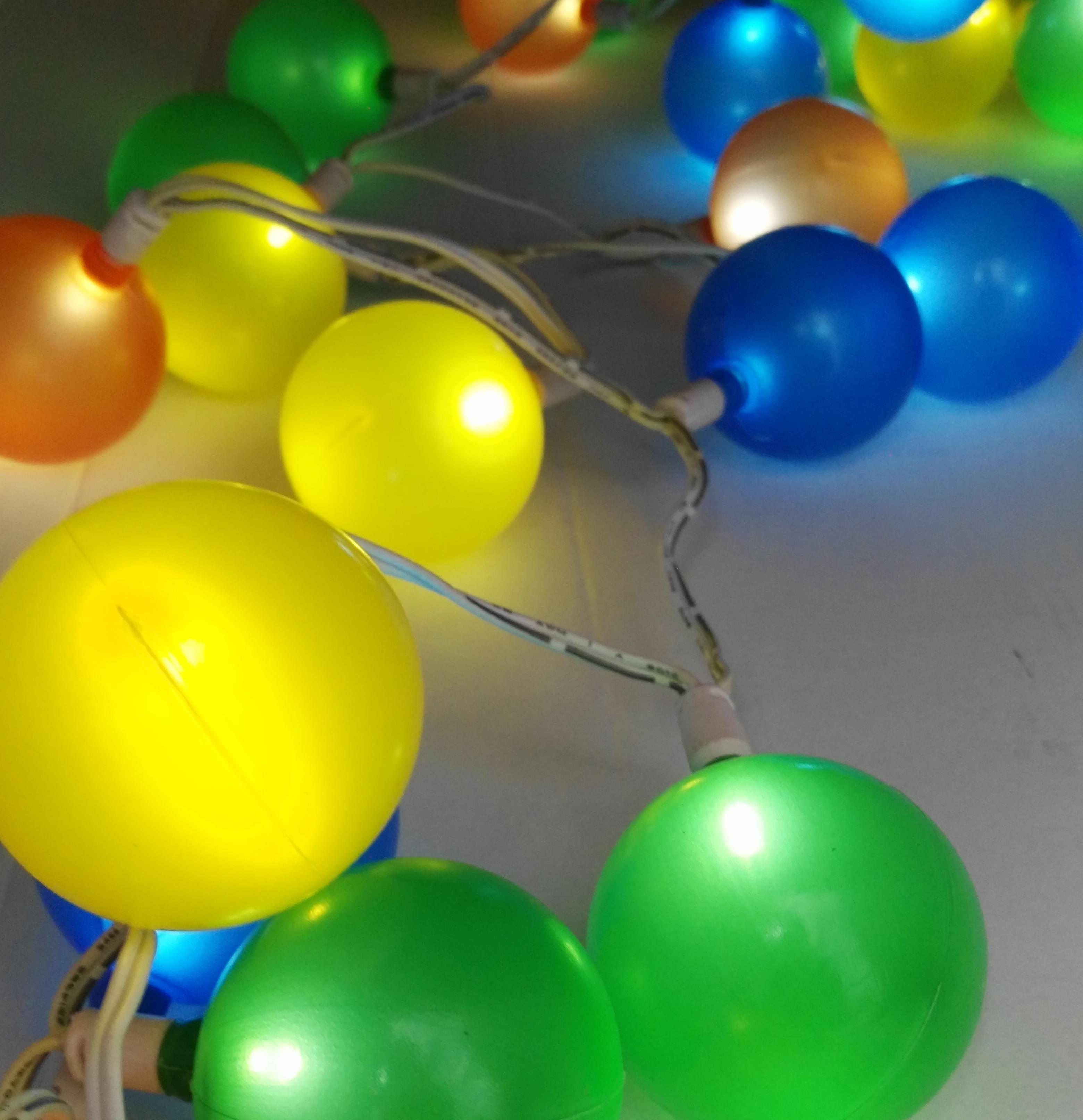 LED Lichterkette 25-flammig Kinderleuchte Kugeln bunt