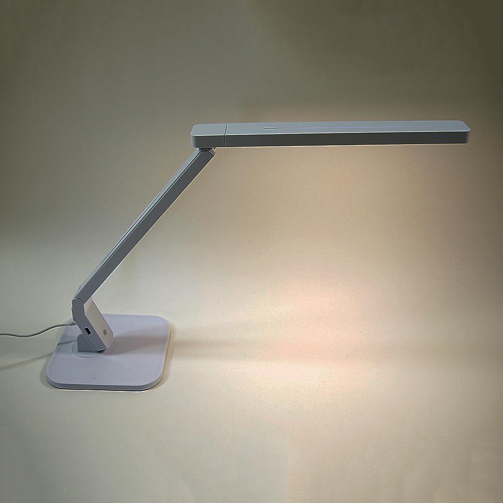 LED Schreibtischleuchte Jan mit USB Anschluß und Touchfunktion