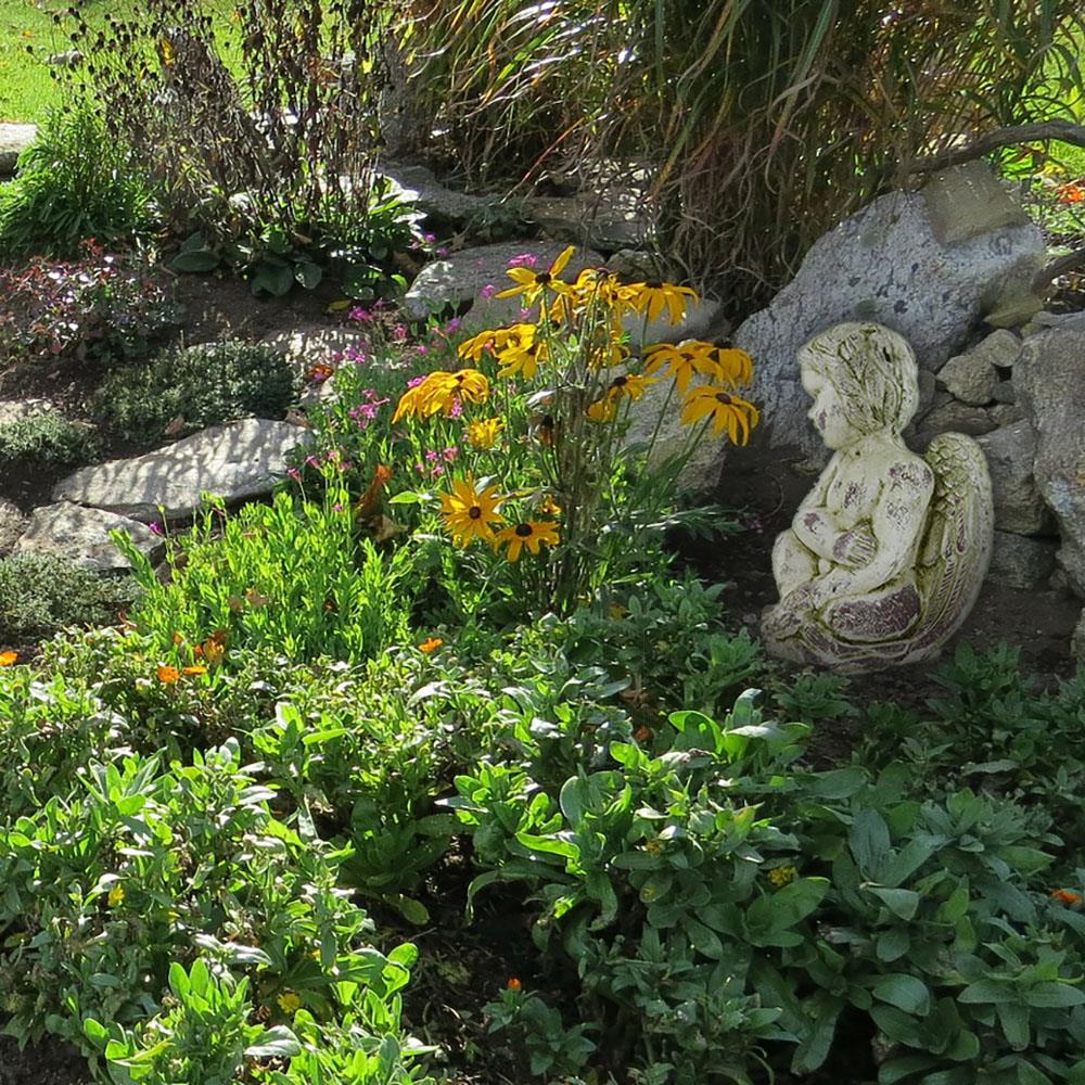 Großer Deko-Engel, Außenkeramik Grabschmuck, Gartendeko