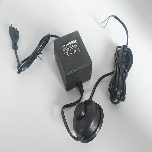 Kabeltrafo mit Fußschalter 12V