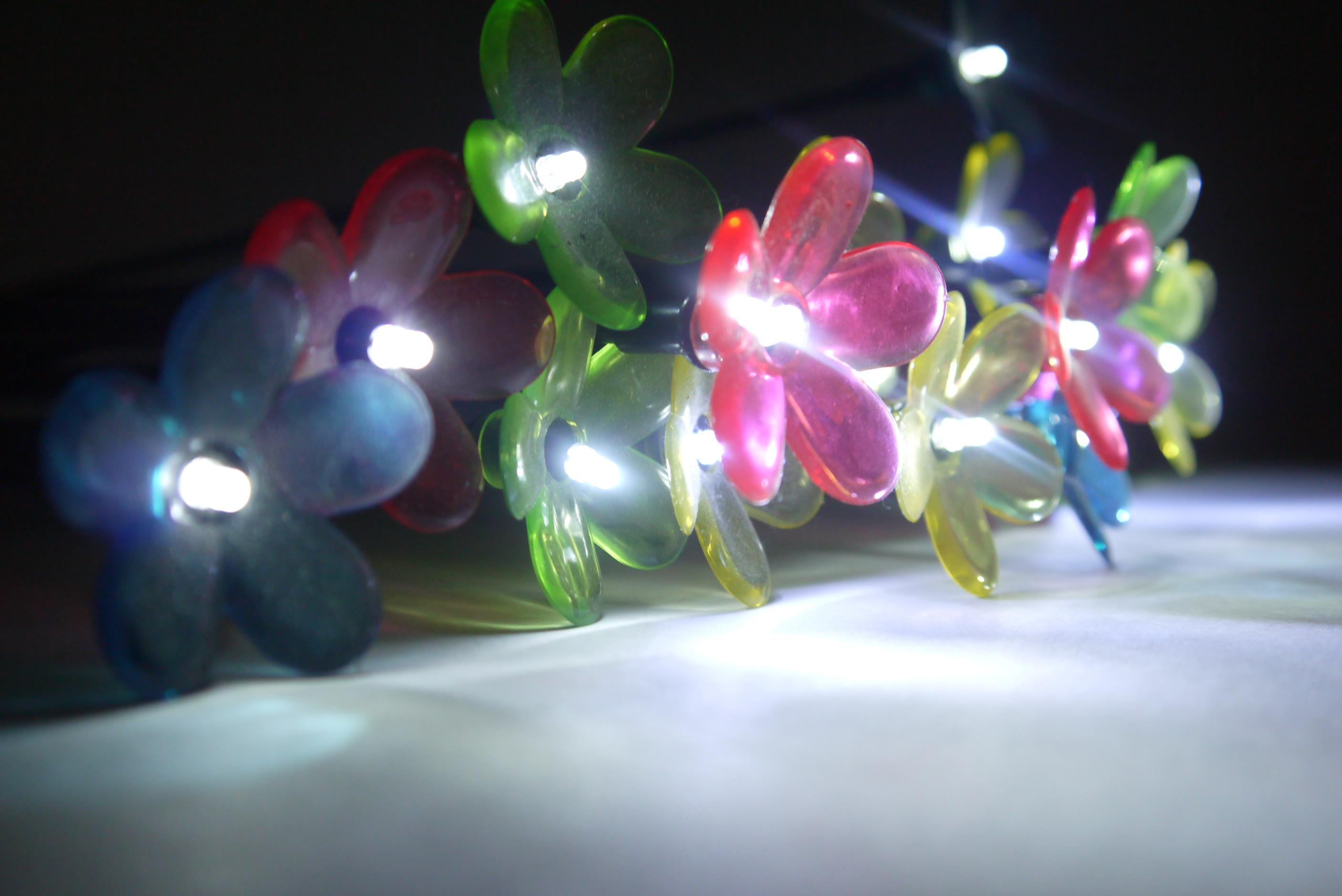 LED Solar Stick Flower  "bunt" 18 flammig